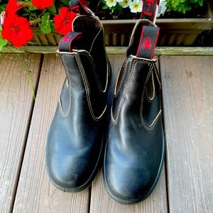 Blundstone Boots , brand new!